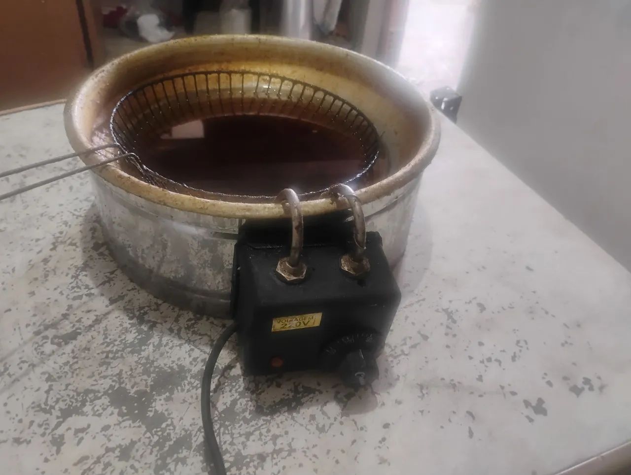 Máquina de salgados semi nova só uzei 2vesses - Foto 3