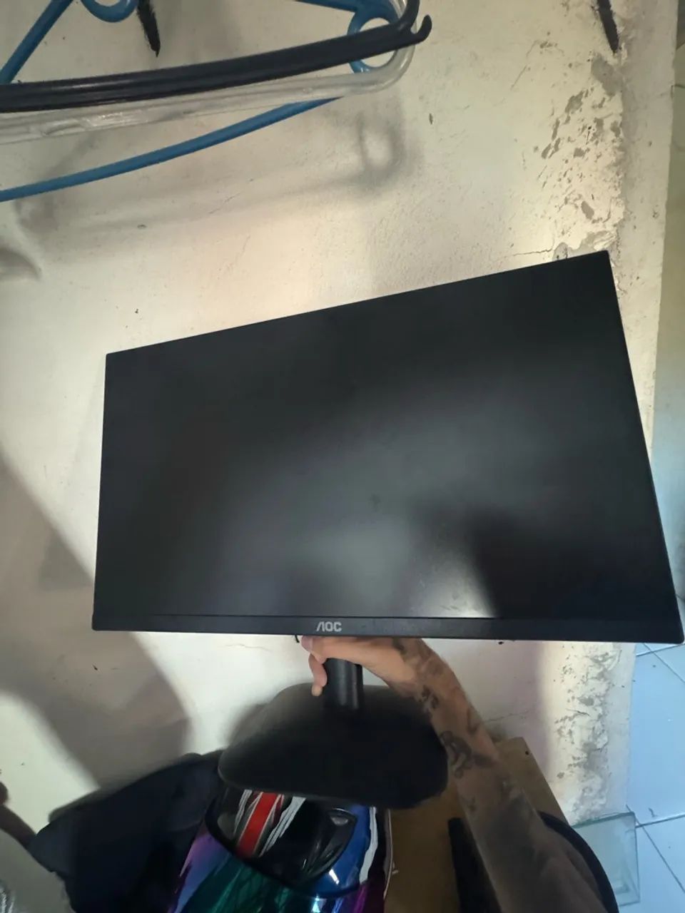 MONITOR 100HZ PRA VENDER LOGO!