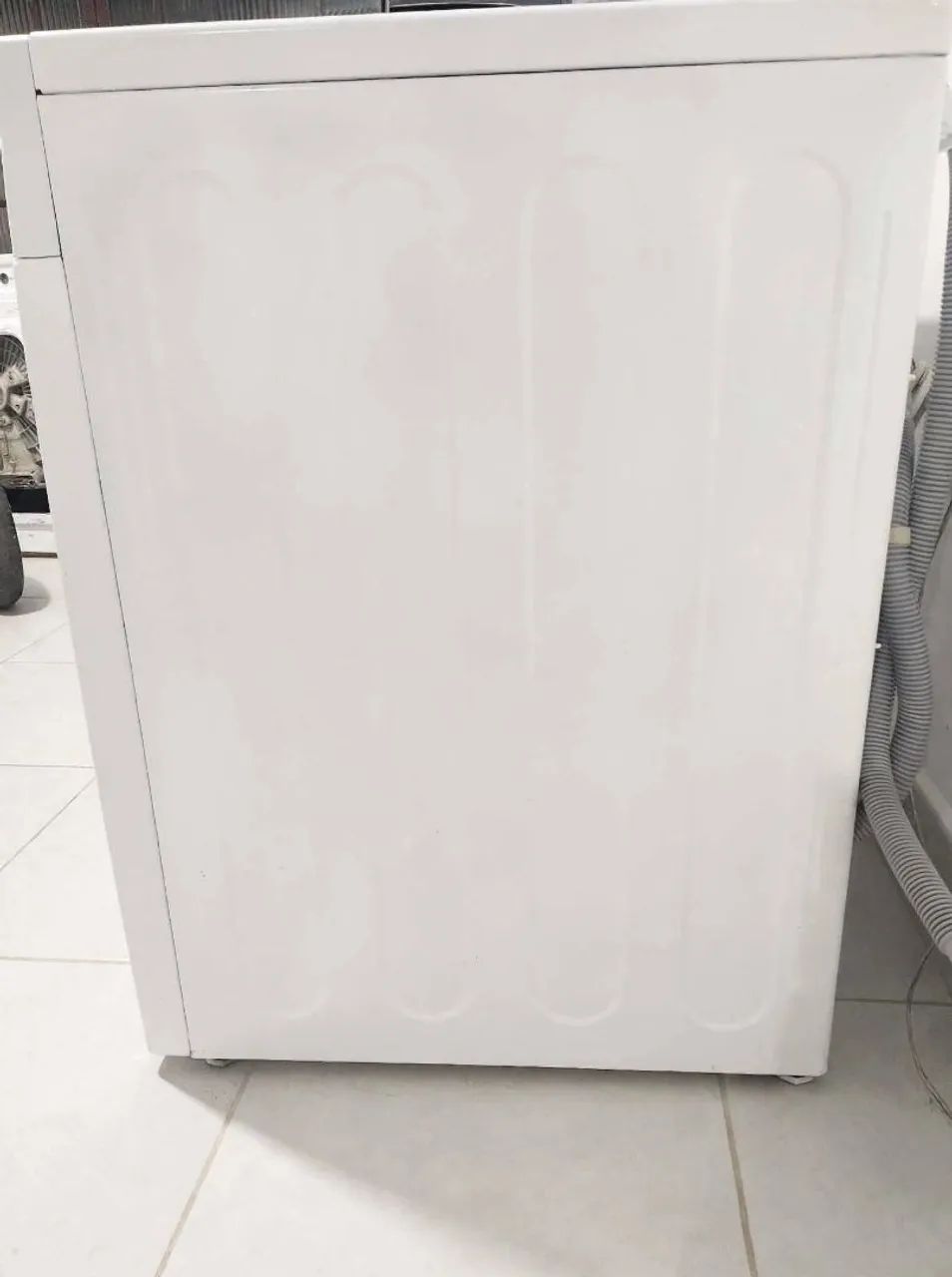 Lava e Seca Eletrolux 9 kg  - Foto 2