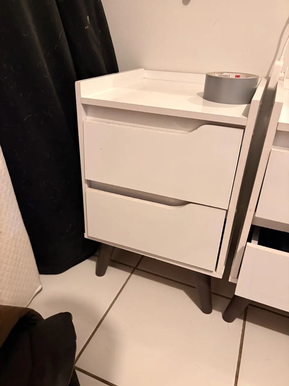 MESA DE CABECEIRA