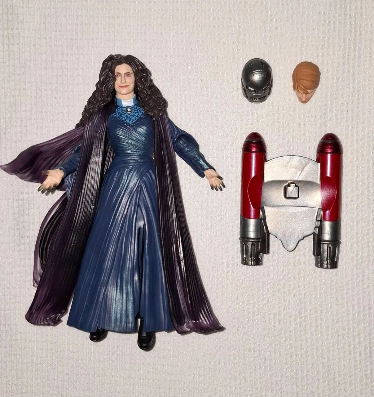 Marvel legends Agatha harkness WandaVision  - Foto 4