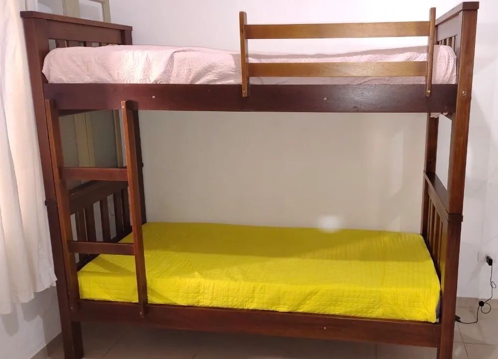 Cama Beliche em Madeira 