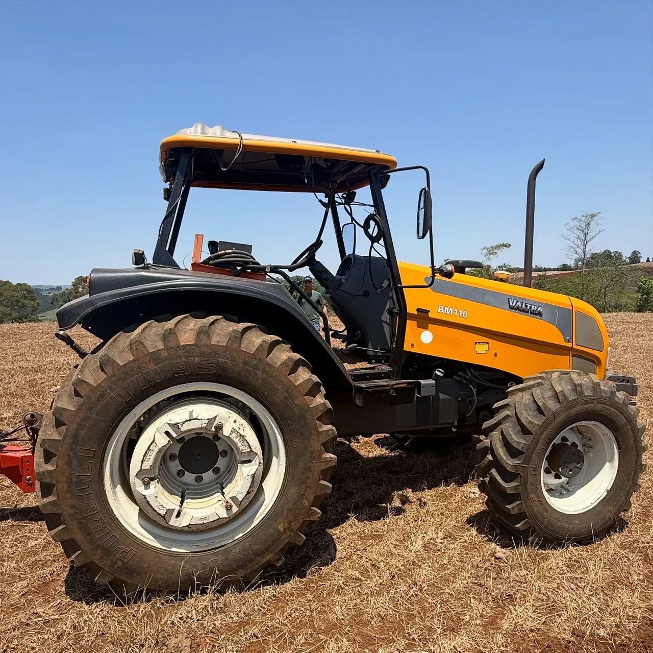 TRATOR VALTRA - Foto 5