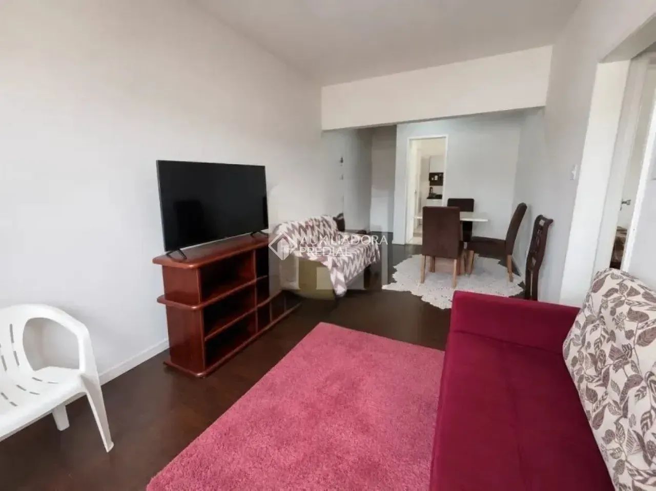Apartamento 2 Quartos, 2 banheiros, 1 Vaga livre - Centro - Florianópolis - SC - Foto 2