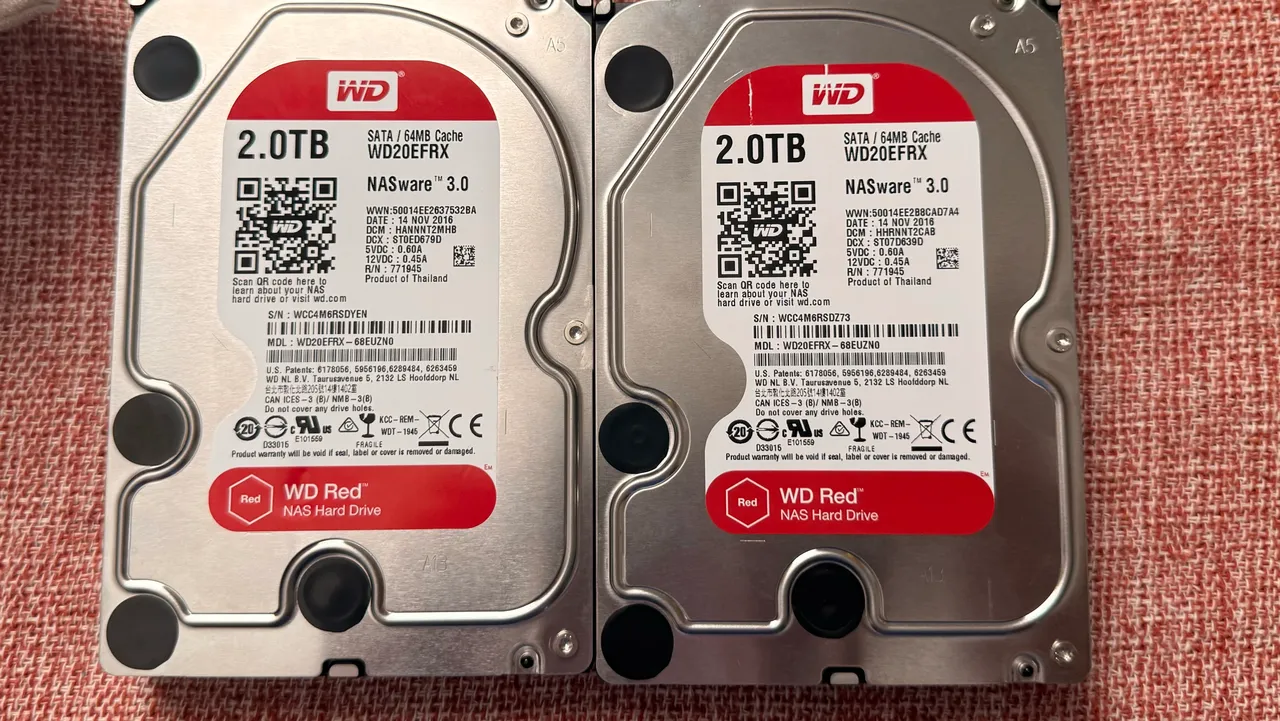 HD de 512GB, com case de brinde para usar como HD externo
