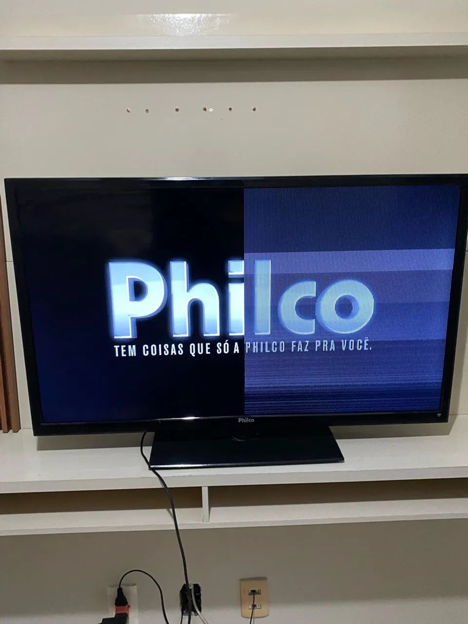 TV Philco 40" Polegadas - R$100 - Defeito Na Tela - Para Peças / Conserto - Foto 4
