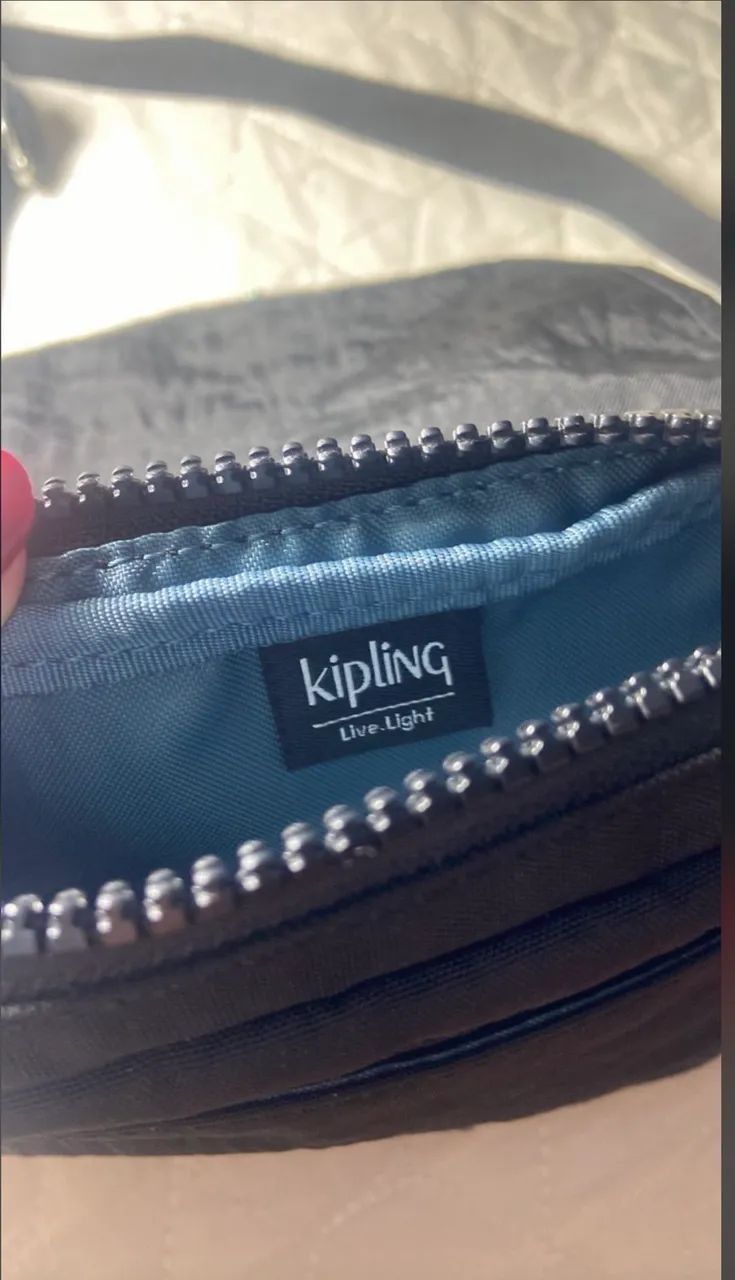 bolsa transversal da kipling preta  - Foto 2