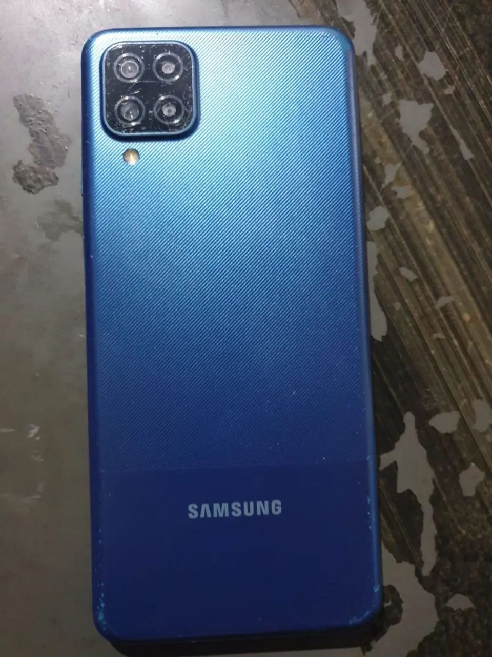 Samsung a12