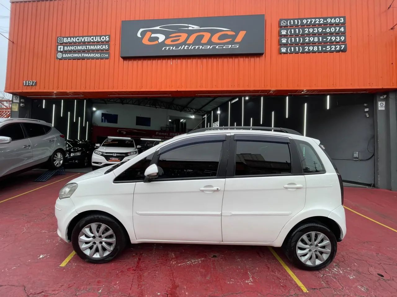 Fiat Idea Attractive 1.4 Fire Flex 8V 5P 2014 - Foto 4