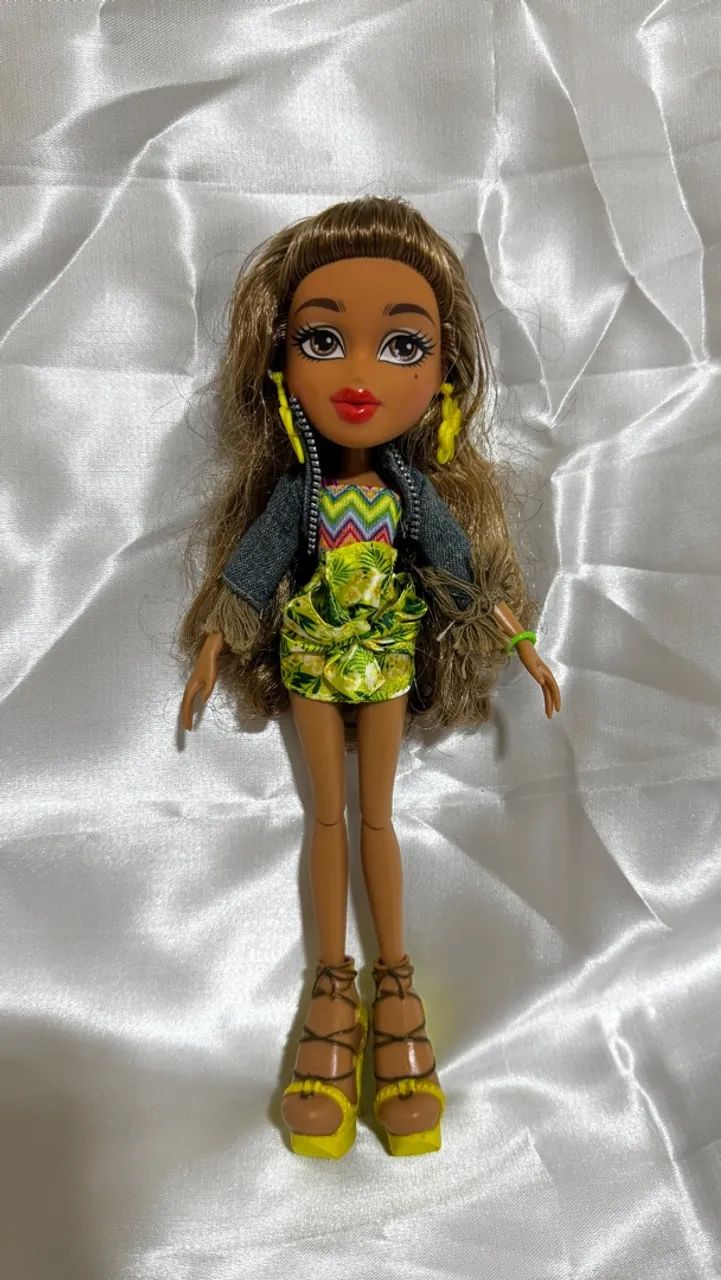 Boneca Bratz Yasmin Study Abroad - Foto 2