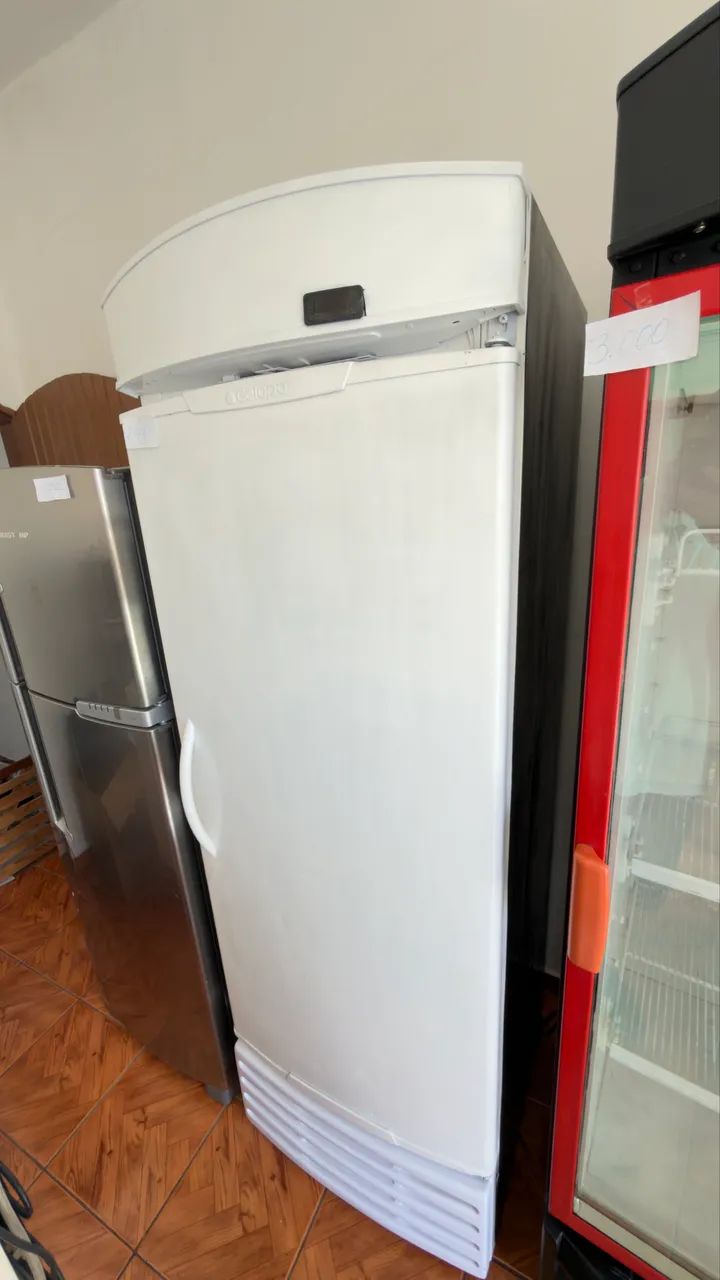 Cervejeira porta cega