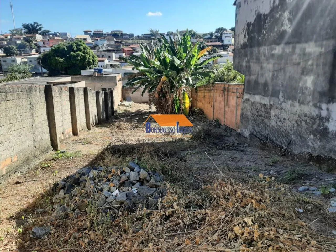Terreno de 0 quartos no bairro Garças