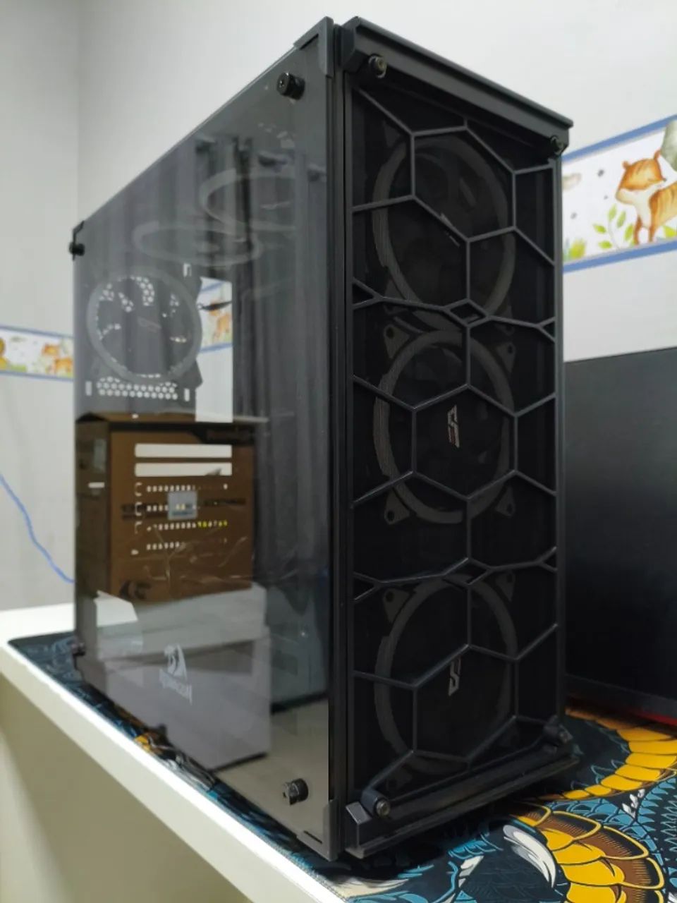 Gabinete Redragon Wheeljack Mid Tower - Foto 2