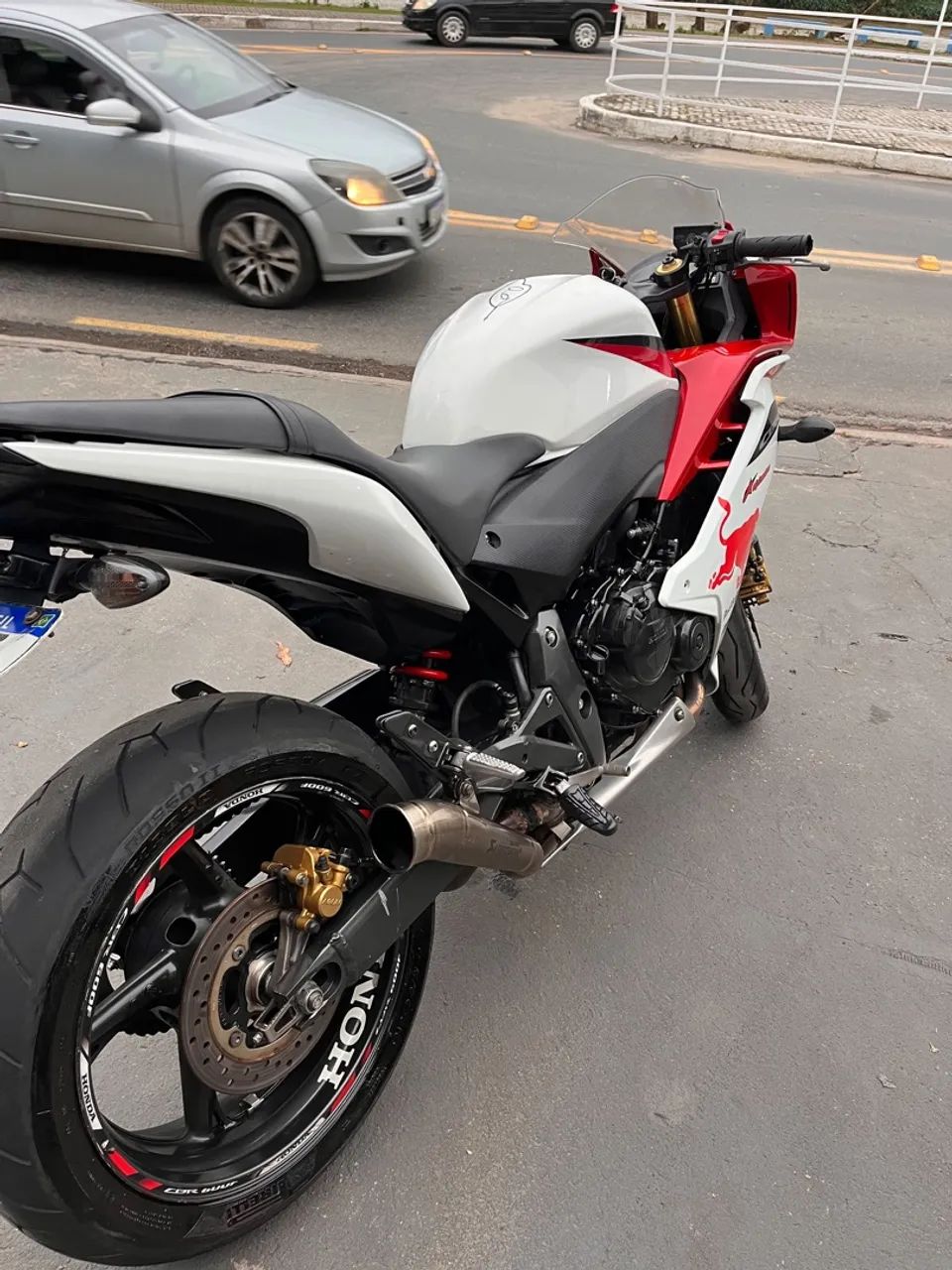 CBR 600F abs 2013 - Foto 2