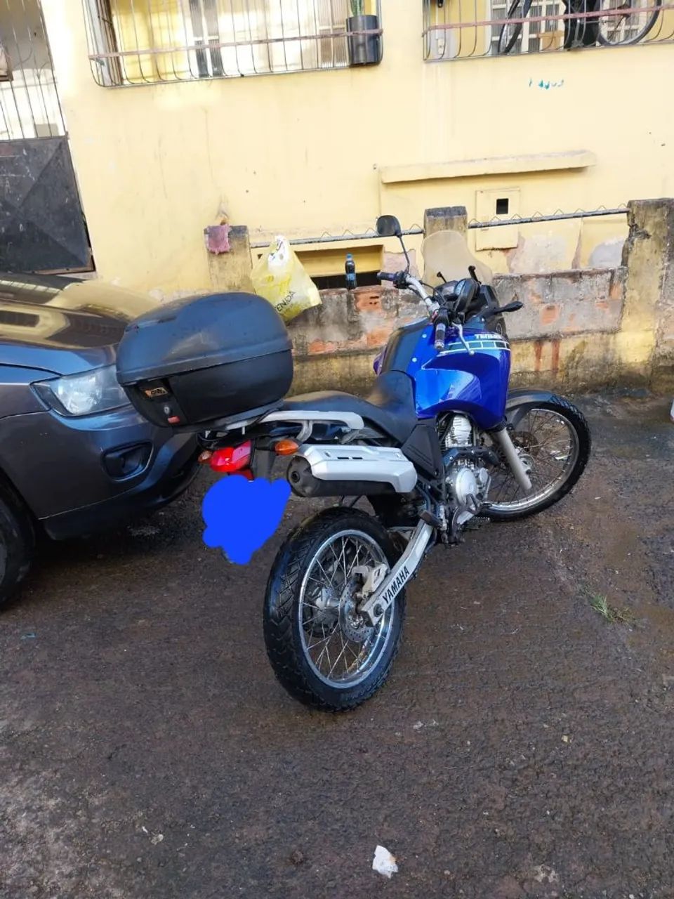 Moto impecável 