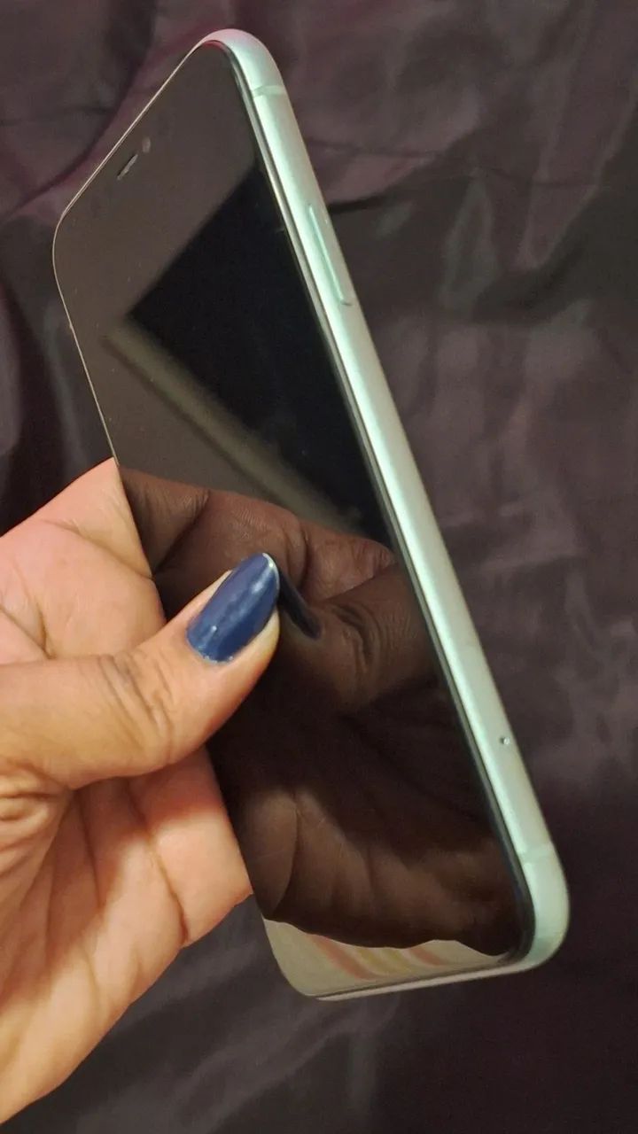 Iphone 11 64 gb  - Foto 2