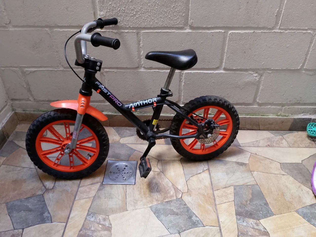 Bicicleta aro 14 com freio a disco - Foto 2