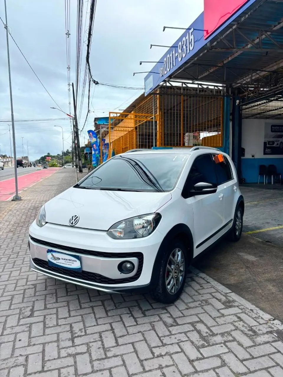 Volkswagen Up! up! cross 1.0 TSI Total Flex 12V 5p 2017