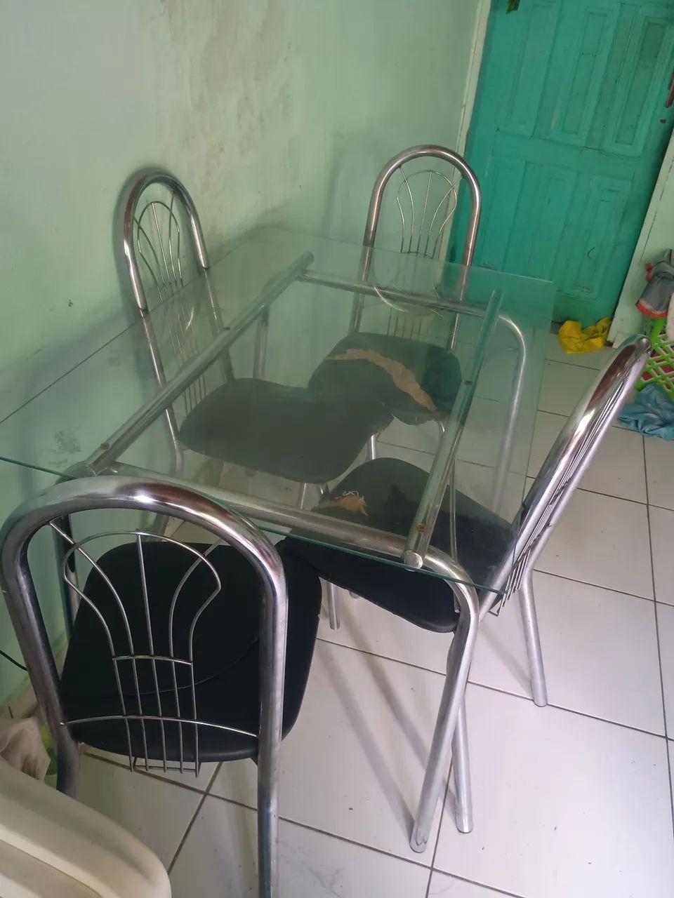 Mesa de jantar de vídeo 4 cadeiras 