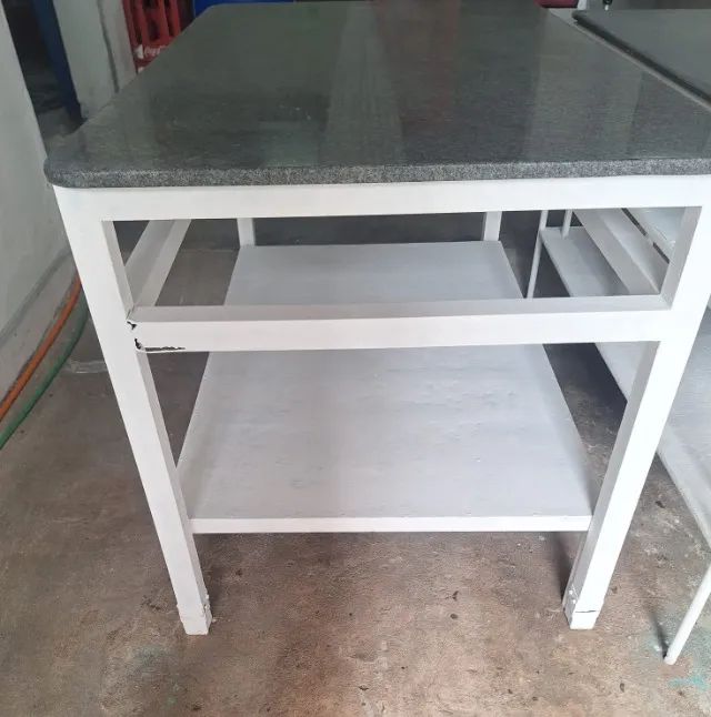 Mesa para serviços - Foto 4