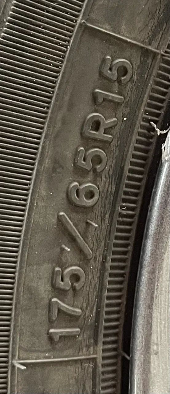 Rodas liga leve e Pneus  - Foto 2