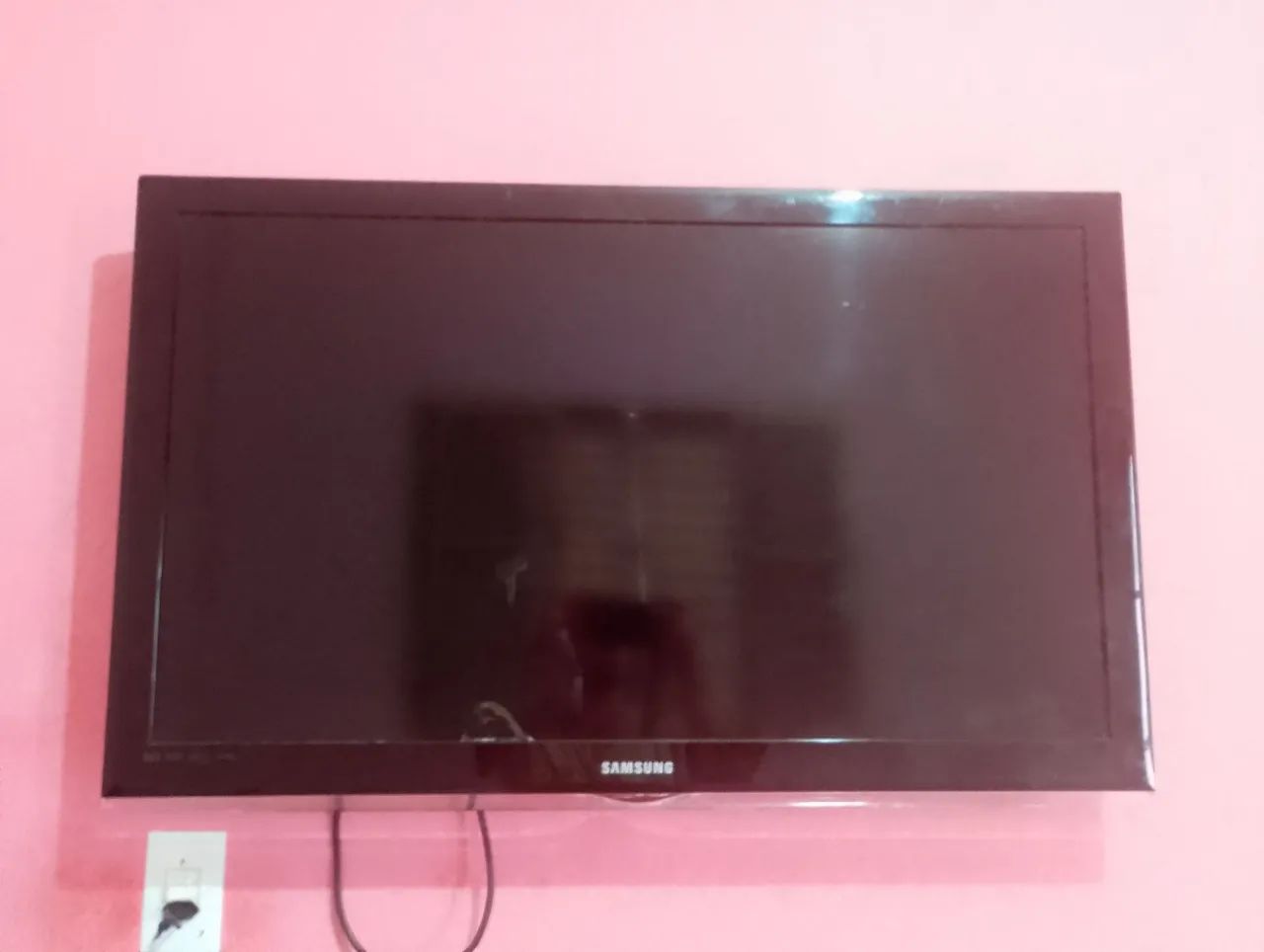 Tv 43" com defeito