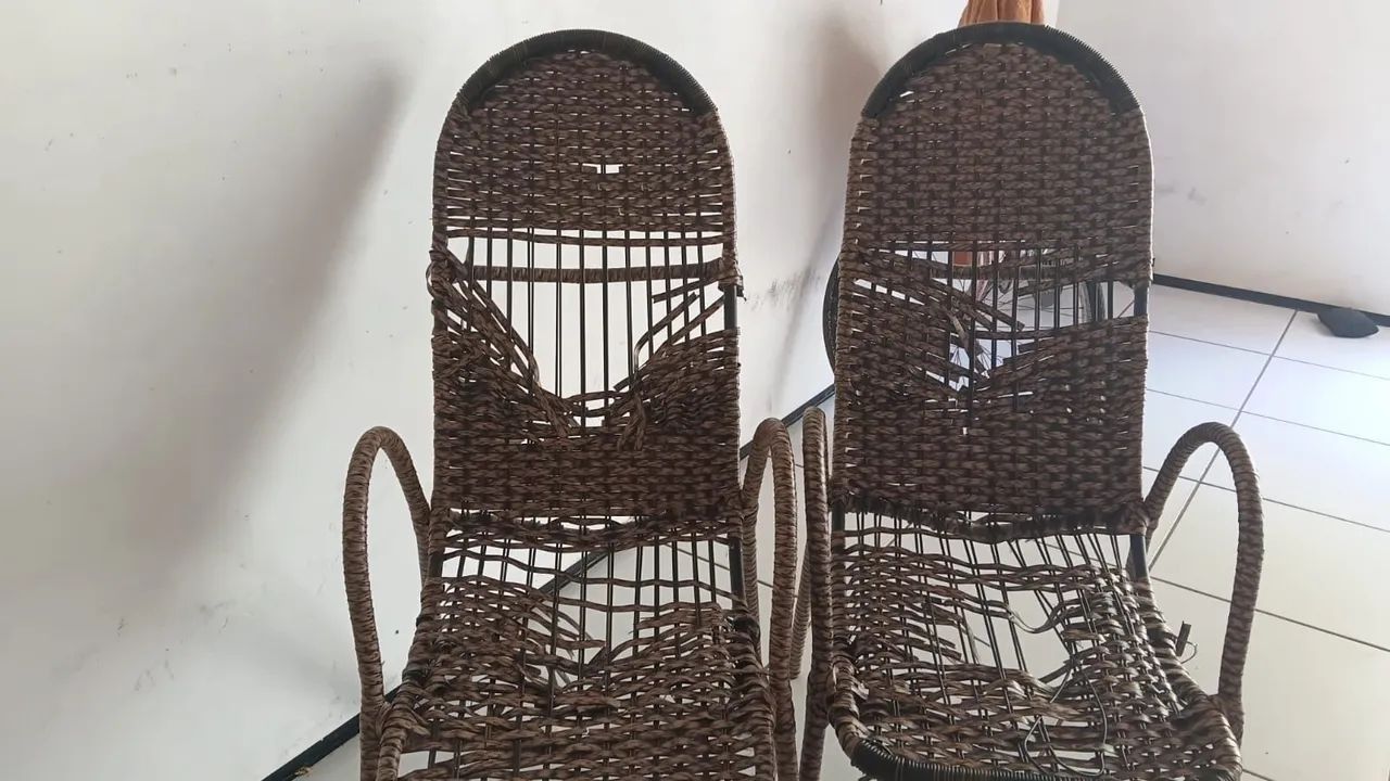 Conjunto de cadeiras - Foto 2