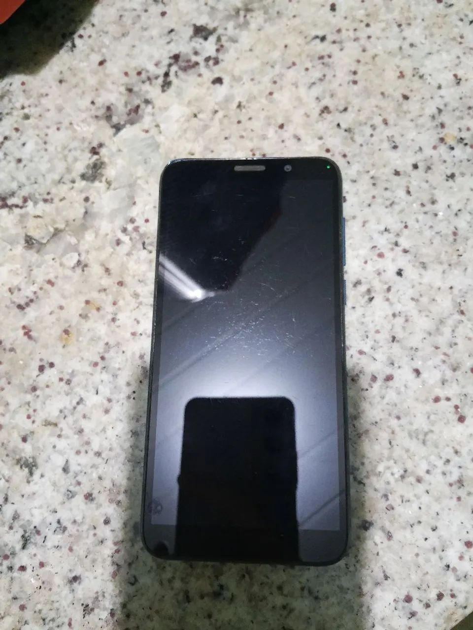 Moto e6 play