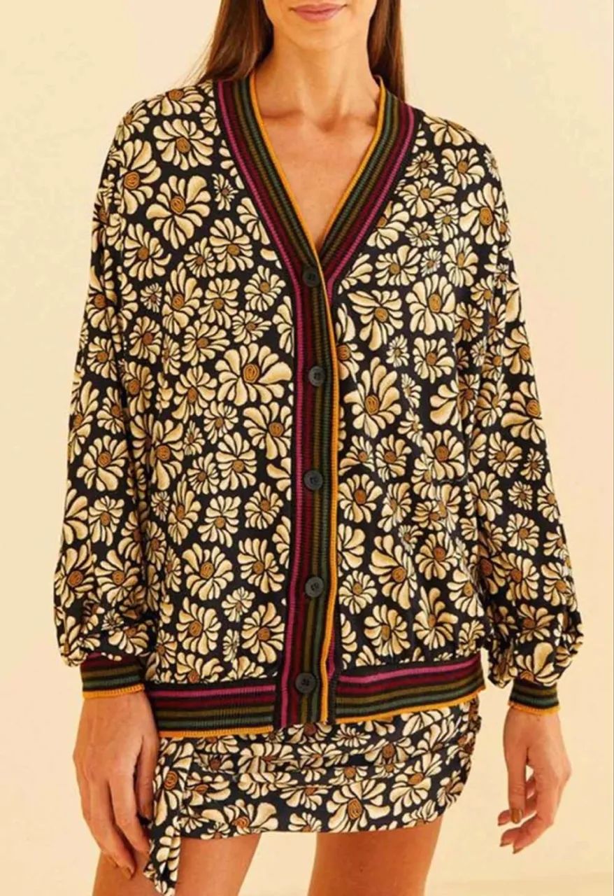 Vendo  cardigan de malha da estampa Bem-Me-Quer 