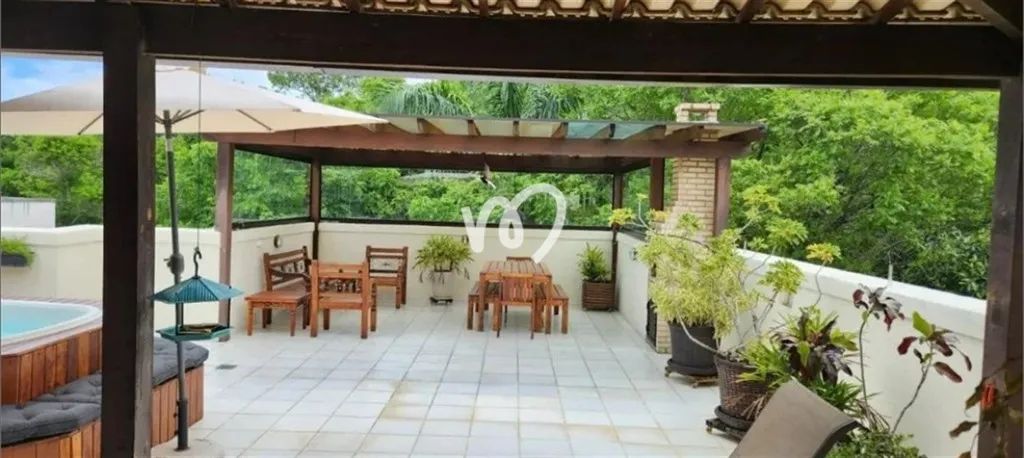 Espetacular cobertura 4 quartos com 234 M²