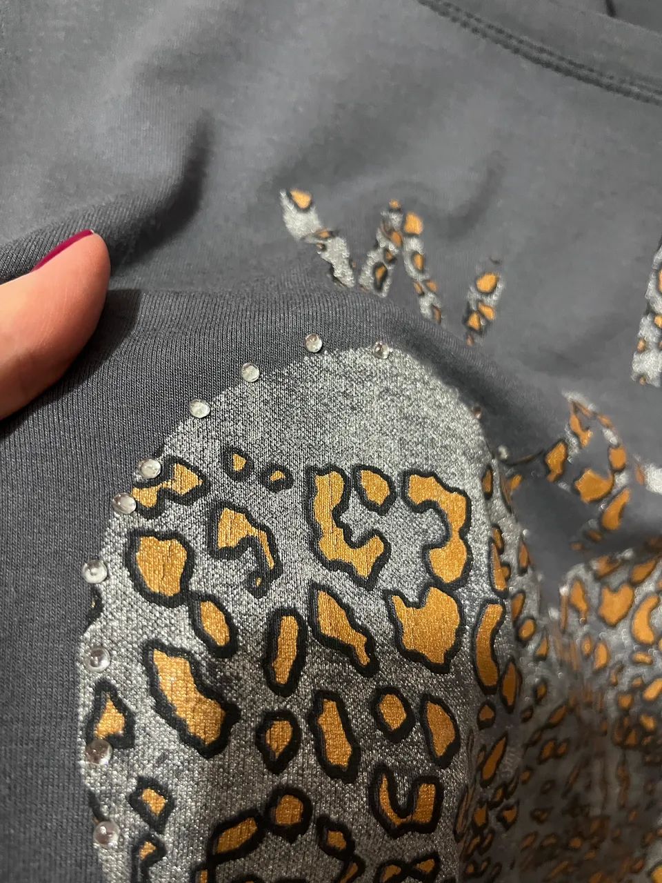 Blusa Cinza Usada Manga 7/8 Estampada - Foto 4