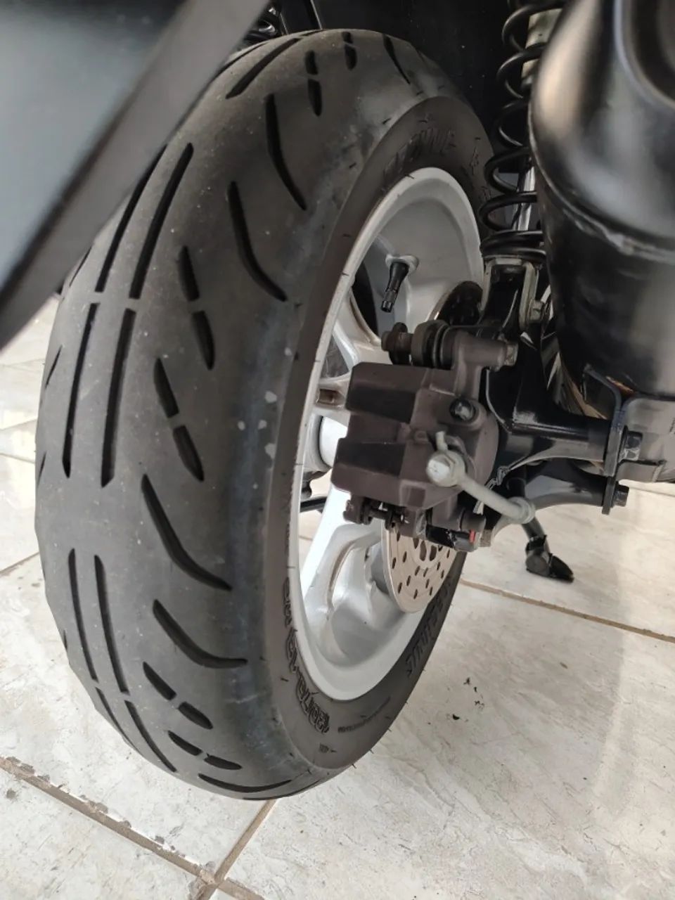 Yamaha Nmax 160 vermelha ( abs) - Foto 5