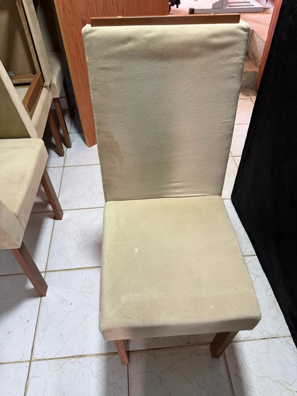 Mesa com 6 cadeiras  - Foto 3