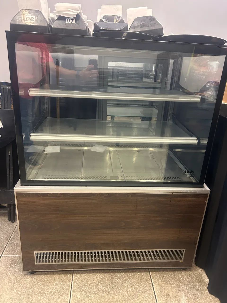 Balcão refrigerado para tortas 