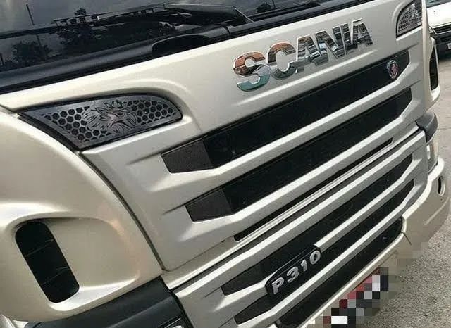 Scania P310 2016 8x2 Carroceria - Foto 3