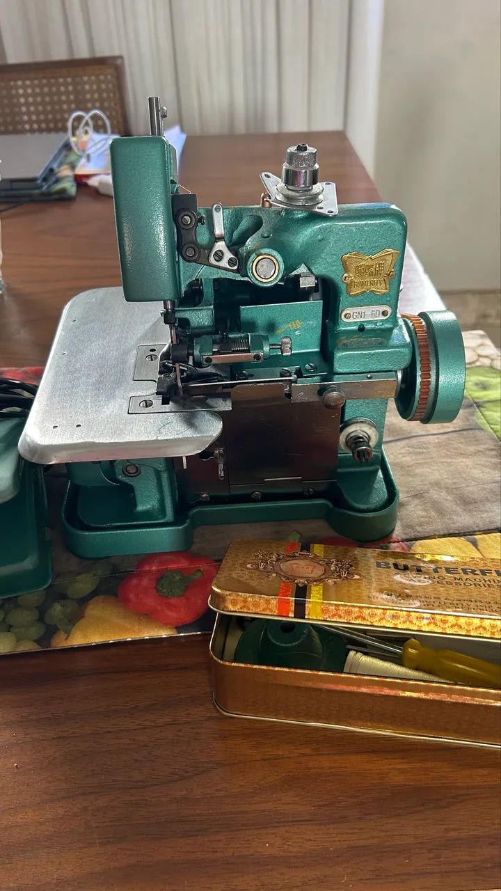 Máquina de costura overloque  - Foto 3