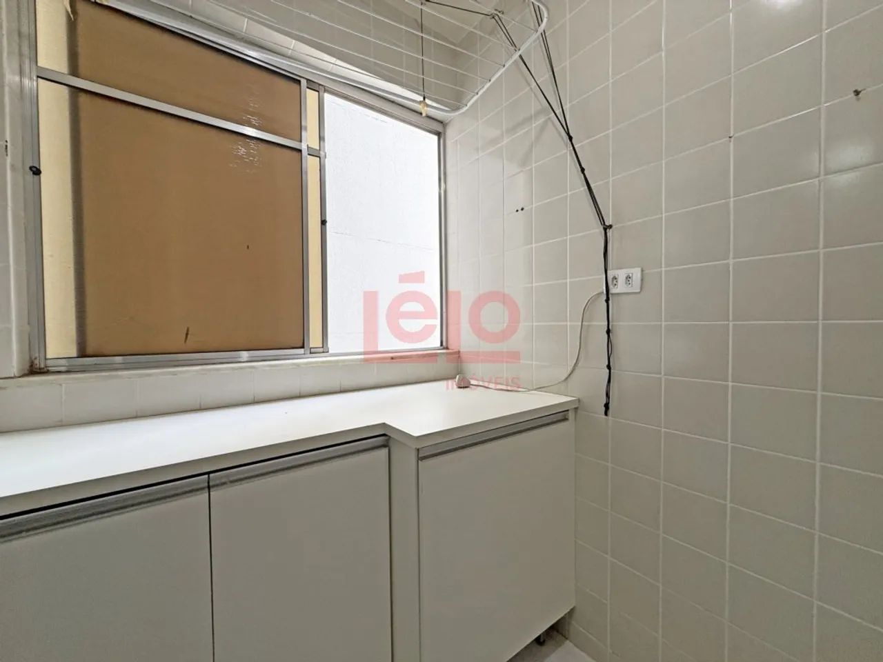 Apartamento mobiliado para alugar no Edifício Barra Velha na Vila Marumby em Maringá com 3 - Foto 5