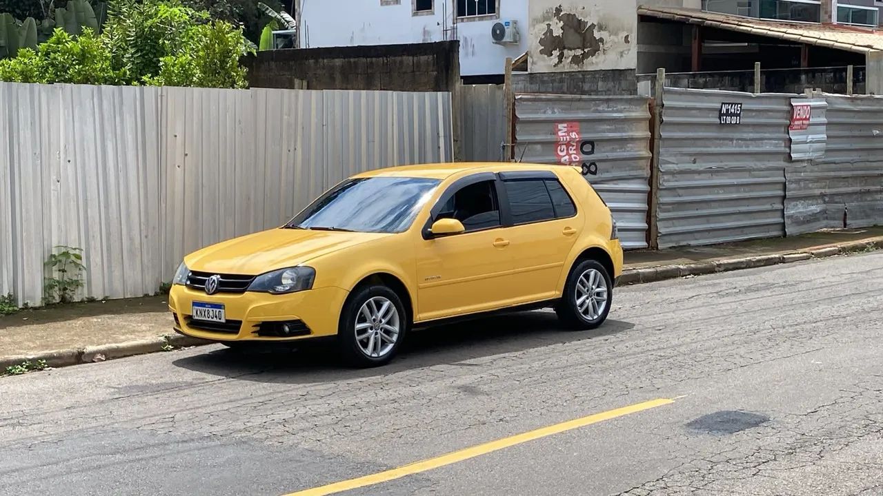 Volkswagen Golf Golf Sportline 1.6 Mi Total Flex 8V 4p 2011