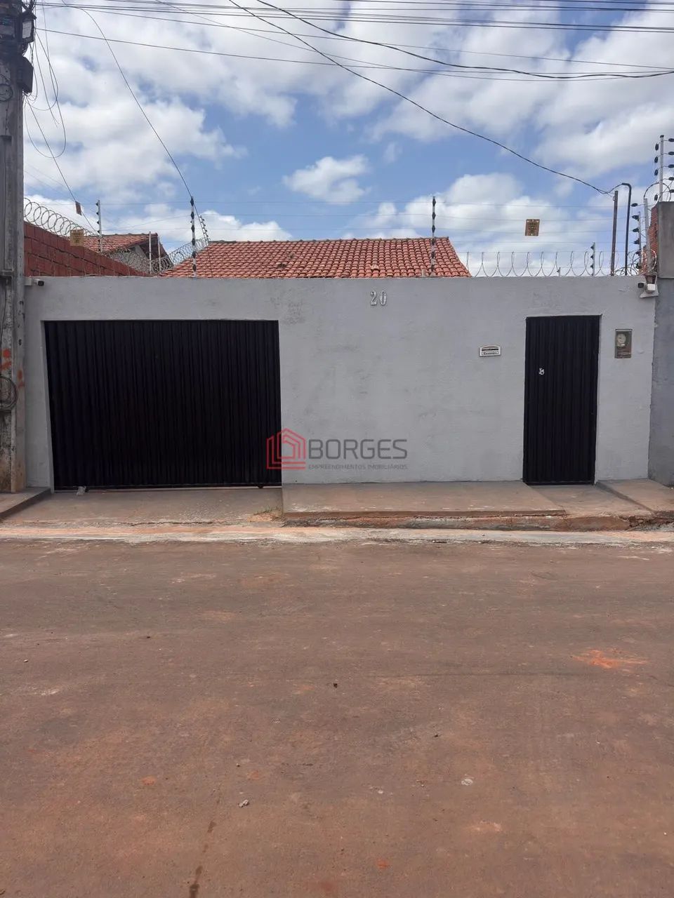 Casa com mobília no Jardim Sumaré