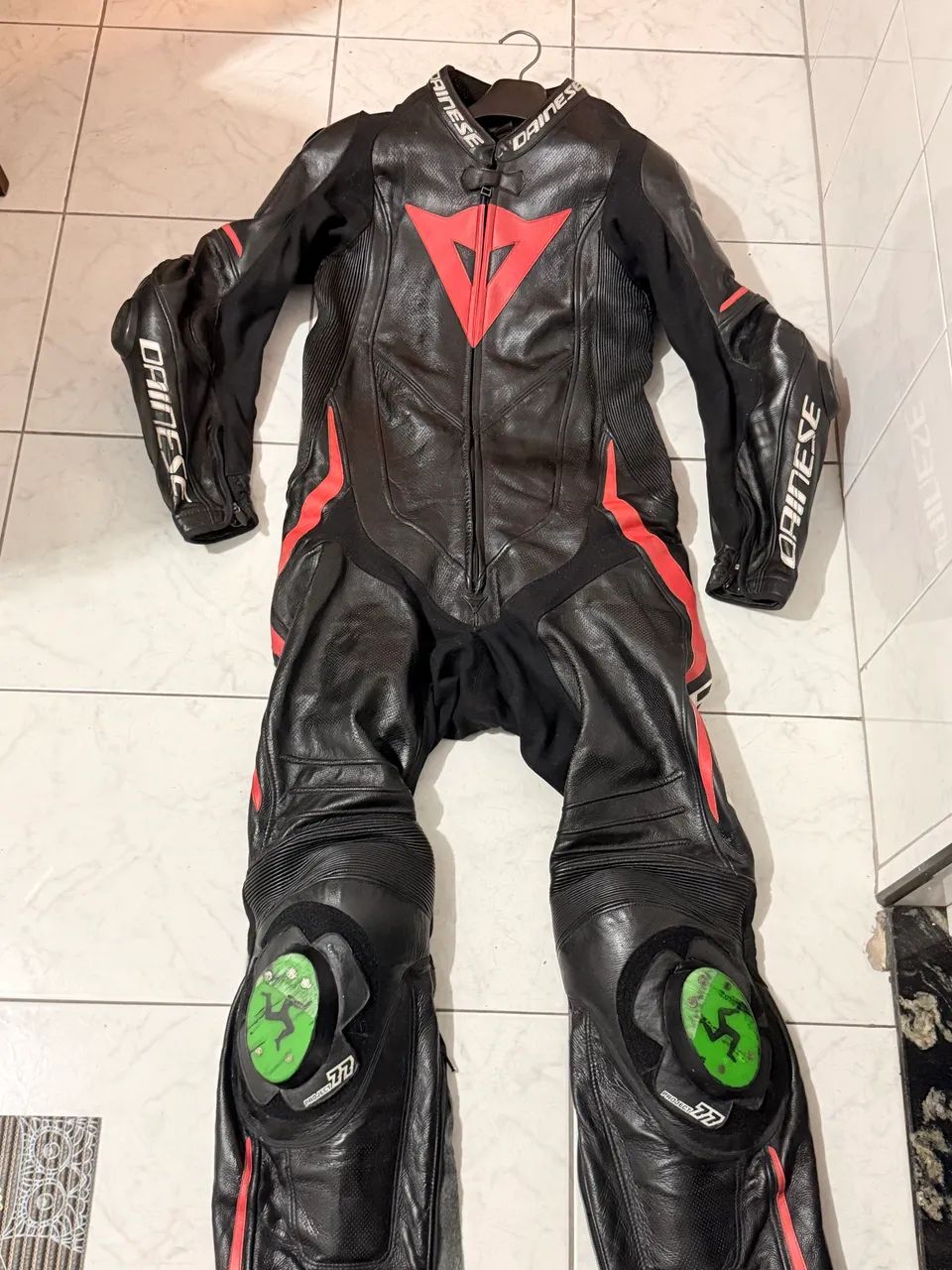 Macacão Dainese - Laguna Seca 4 - Peça Única - tam 50 - Foto 5