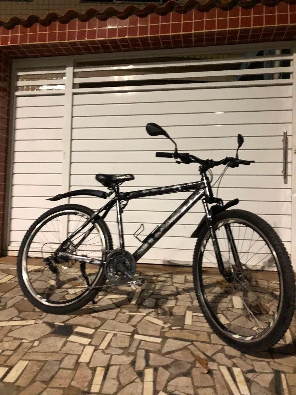 Bicicleta aro 29 zera, com acessórios