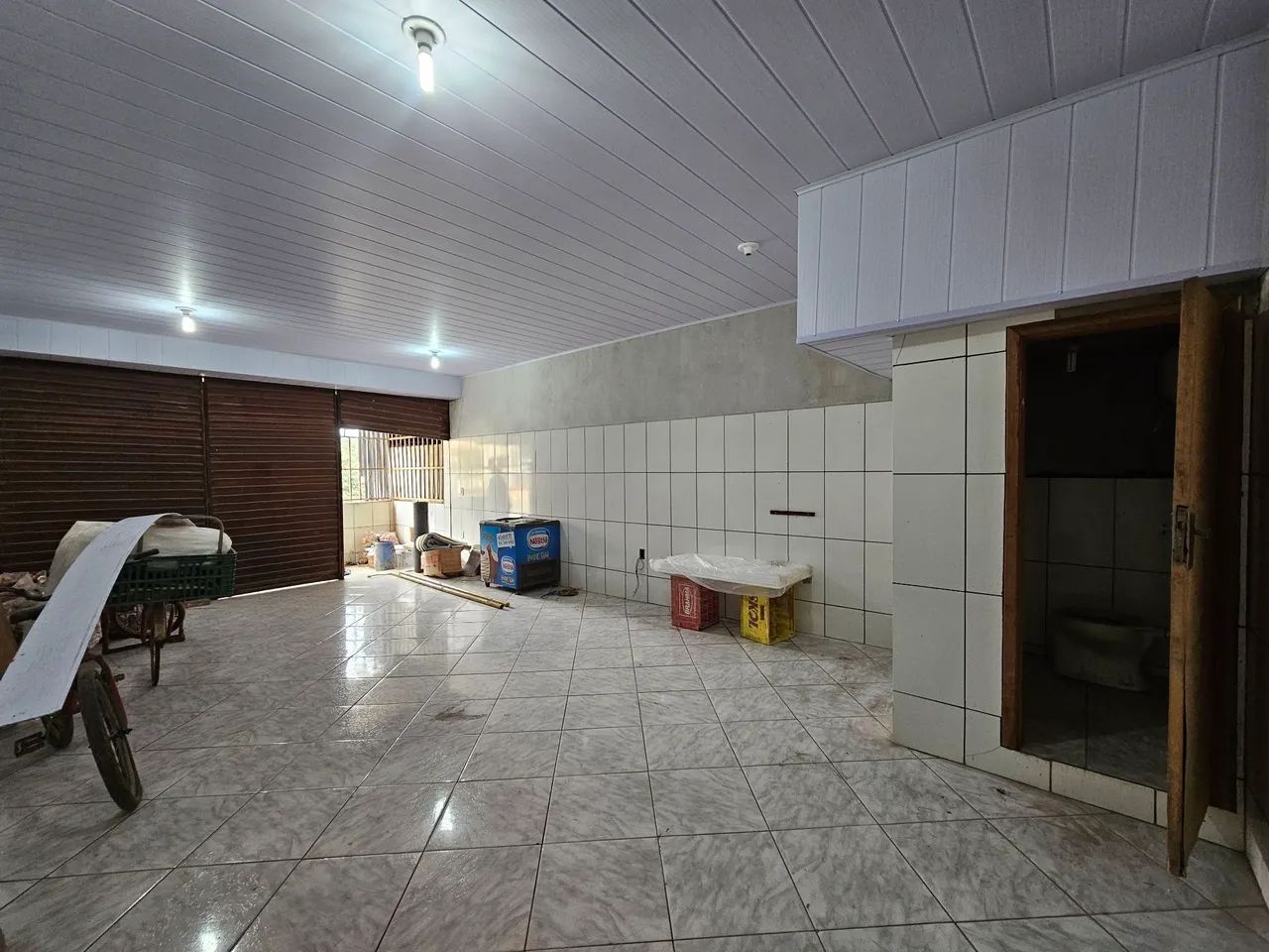 Loja ampla, 70m². Guaratiba, Reta da Pedra 
