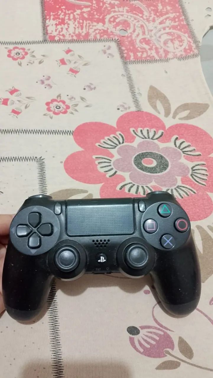 PS4 SLIM 1TB - Foto 4