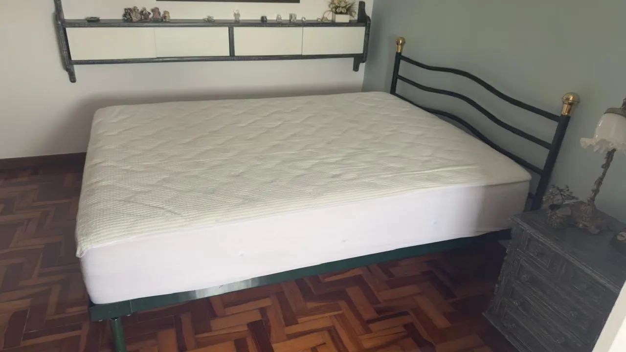 Conjunto de quarto: Cama e Cômoda - Foto 2