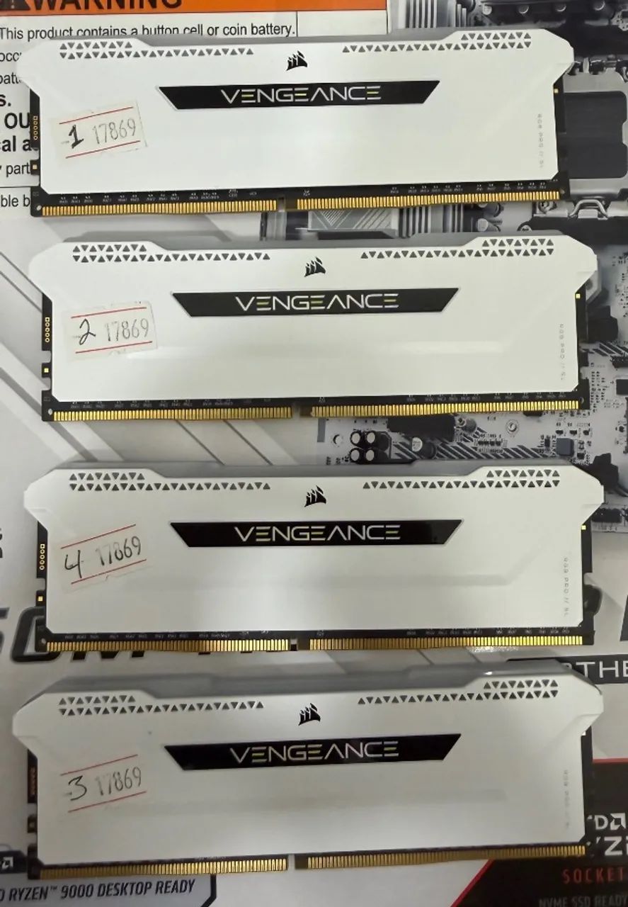 Kit Memórias DDR4 32gb(4x8)3200MHZ Corsair Vengeance Pro White RGB- Loja física - Foto 4