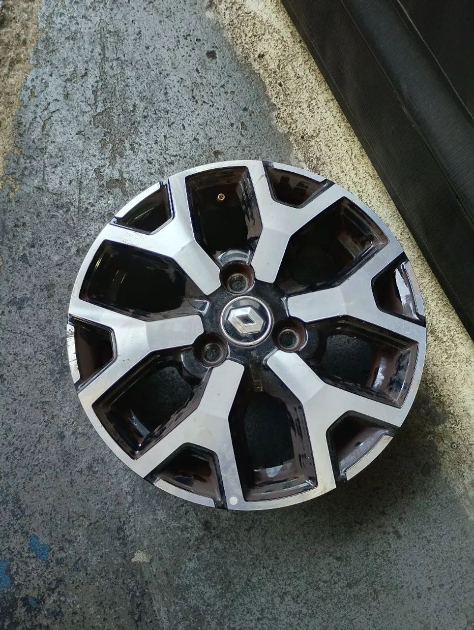 Roda de liga Original Kwid Aro 14  - Diamantada - Avulsa
