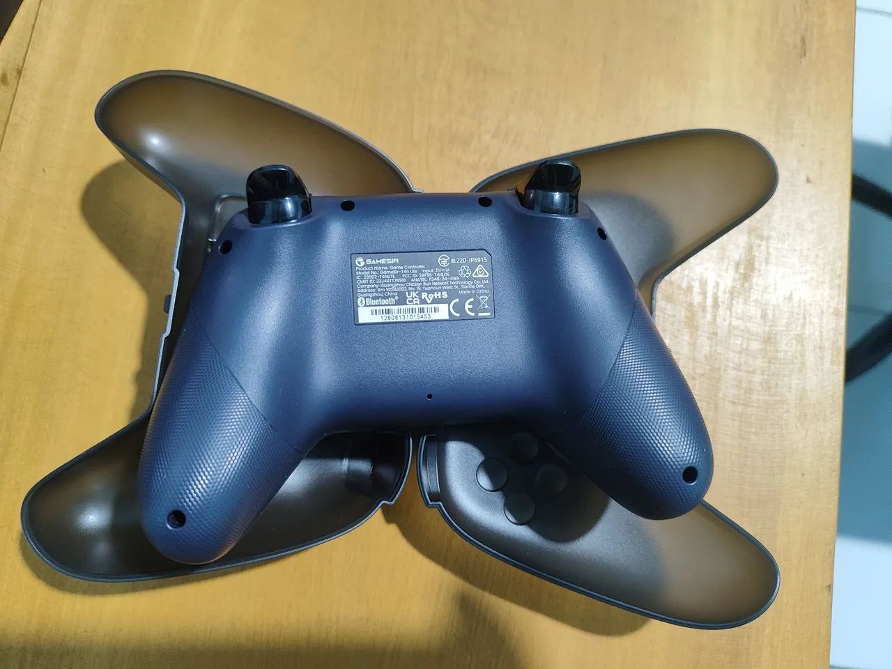 Controle Gamesir NOVA LITE novo na caixa - Foto 3