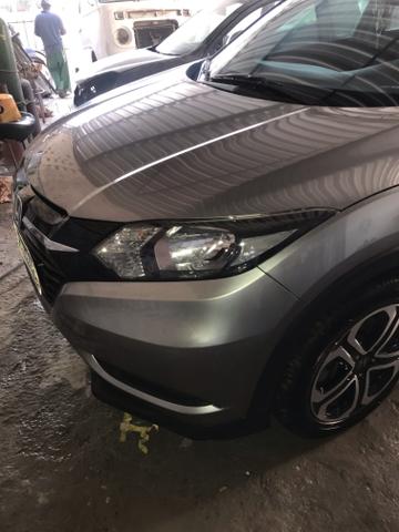 Honda HRV com IPVA 2019 e placa final 9, com câmera de ré - Foto 6