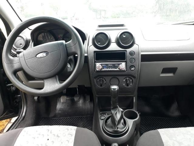 Ford Fiesta Sedan - Foto 4