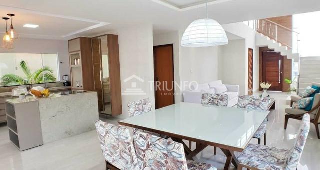 Casa com Area de Lazer Privativa / 4 Quartos / Projetada